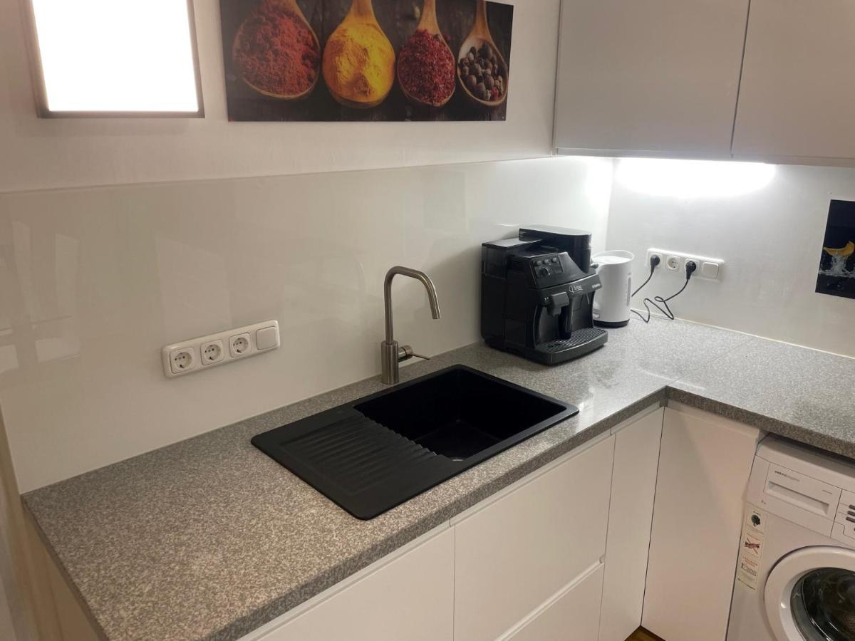 Exzellentes Apartment Mit Toller Aussicht! Linz Esterno foto